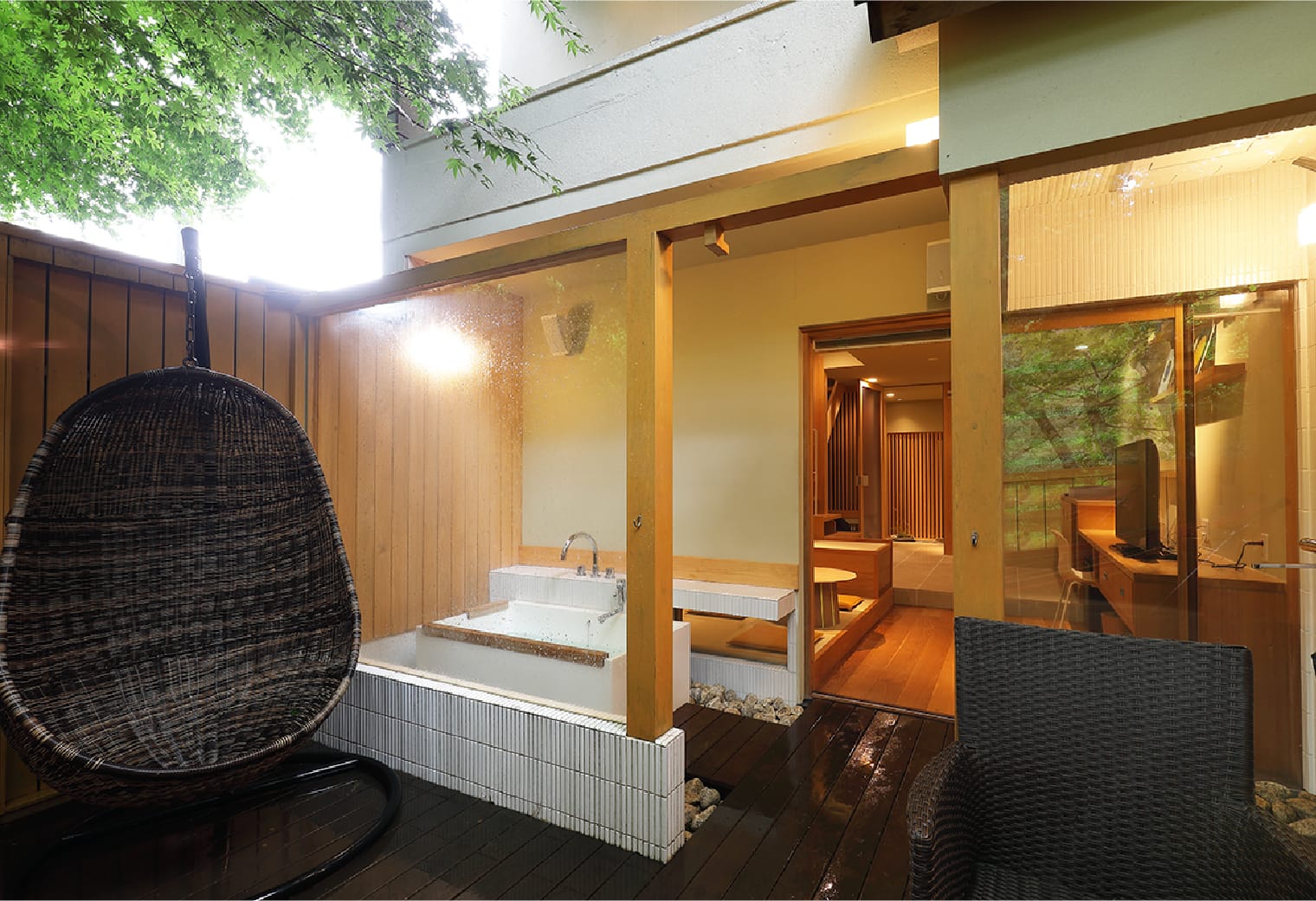 露天風呂付客室 SUITE KAEDE