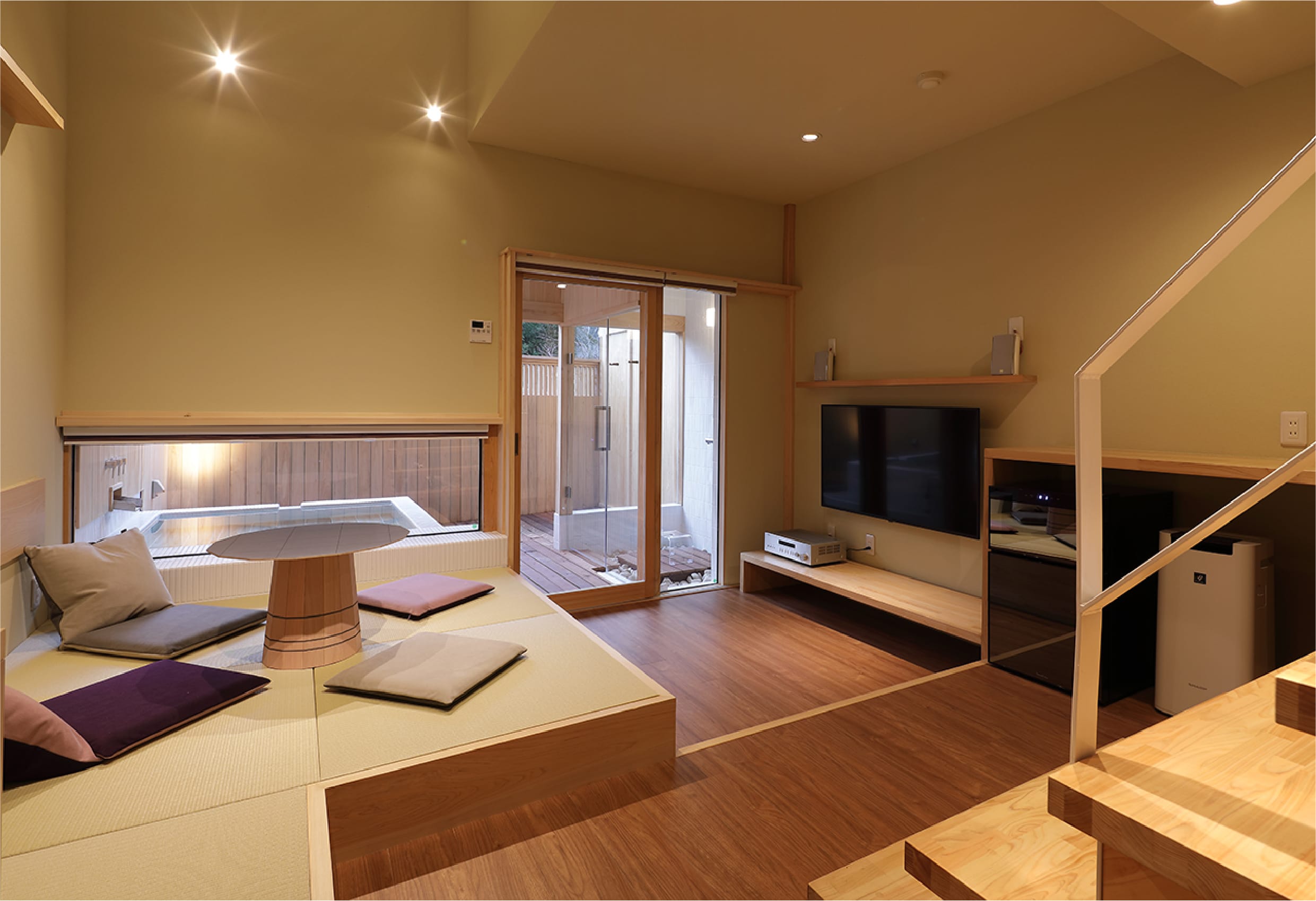 露天風呂付客室 SUITE MOMIJI