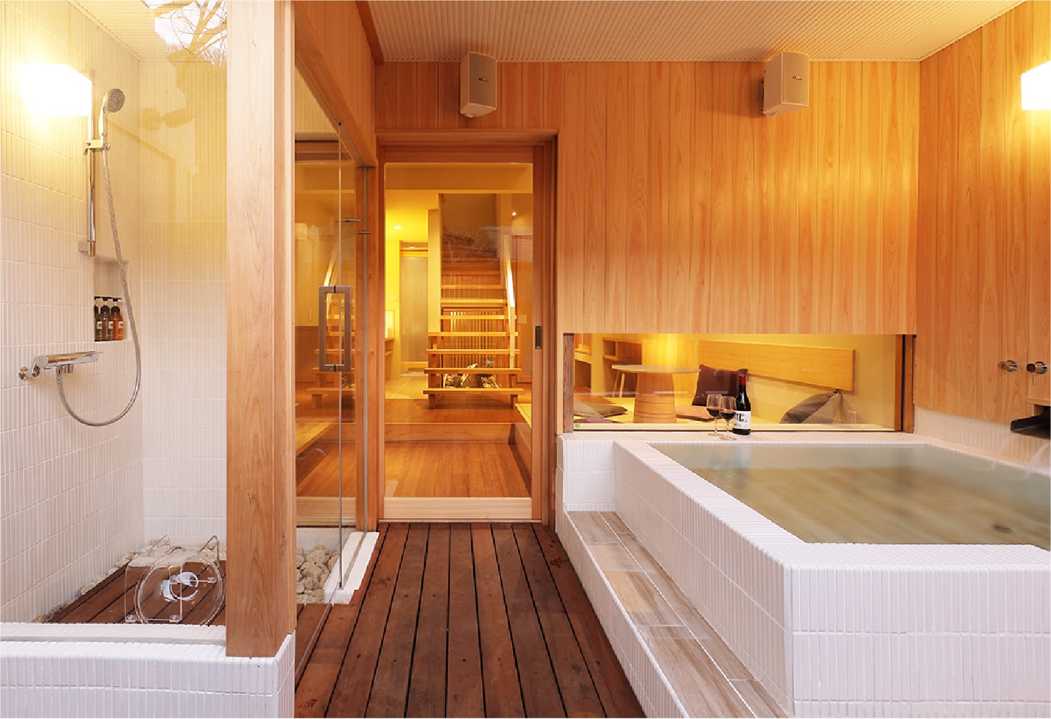 露天風呂付客室 SUITE MOMIJI